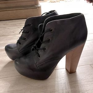 Steve Madden lace up booties